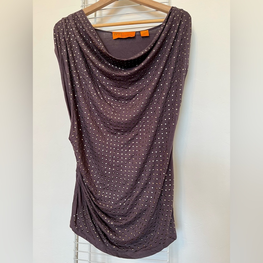 Metropark size M studded tank.